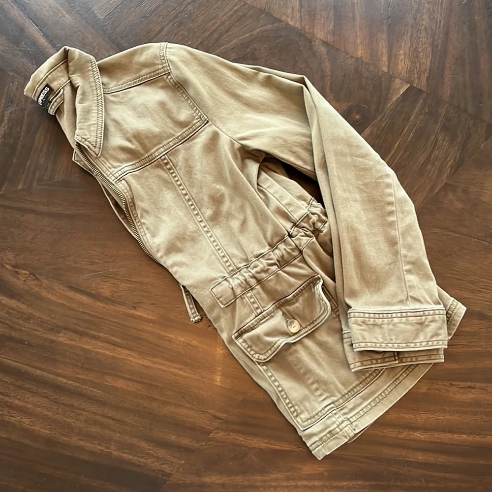 Express jacket - Picture 3 of 3
